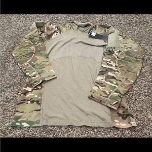 Massif NWT combat, tactical fire resistant, long sleeve shirt, large